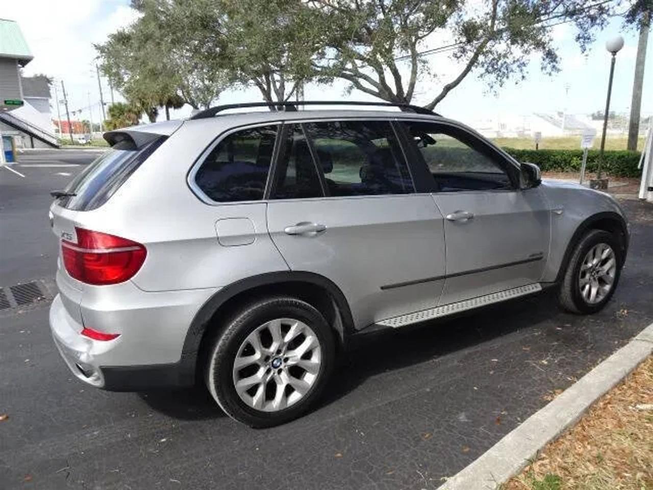 Bmw X5Awd 4Dr Xdrive35I - Thumbnail 8
