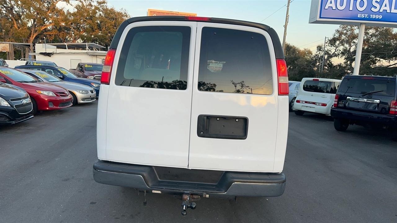 Chevrolet Express Passengerrwd 3500 135" 1Lt - Thumbnail 8