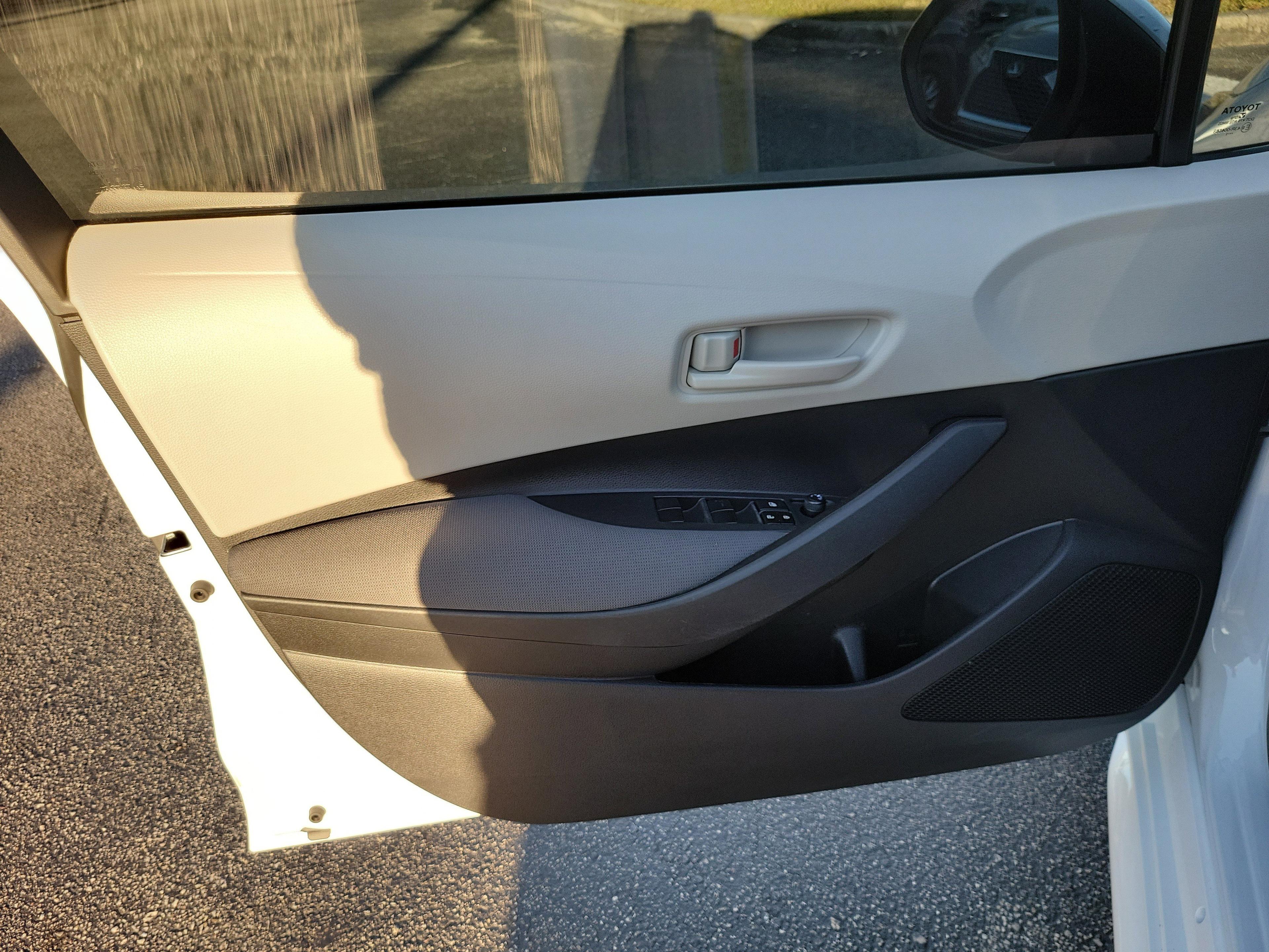 Toyota Corolla Le Fwd - Thumbnail 14