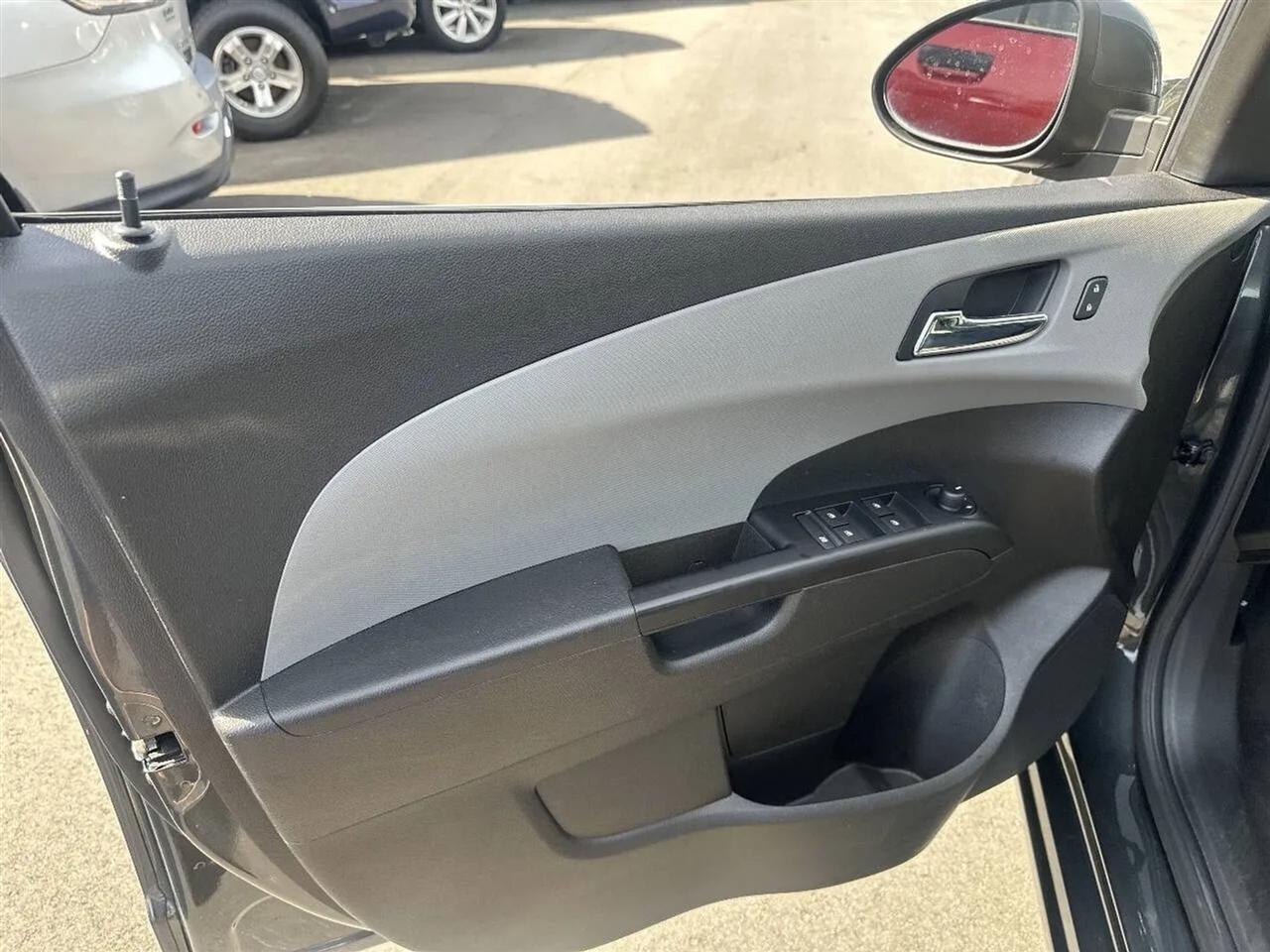 Chevrolet Sonic4Dr Sdn Auto Lt - Thumbnail 20