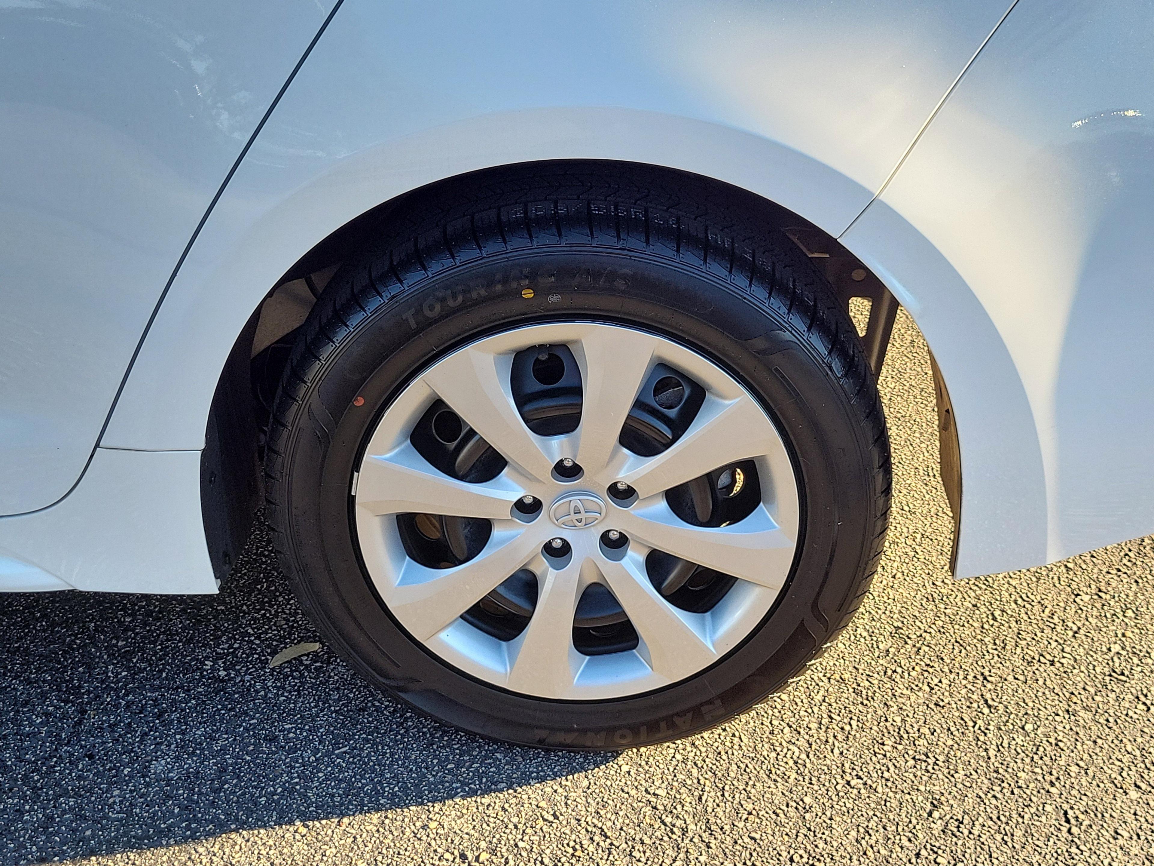 Toyota Corolla Le Fwd - Thumbnail 9