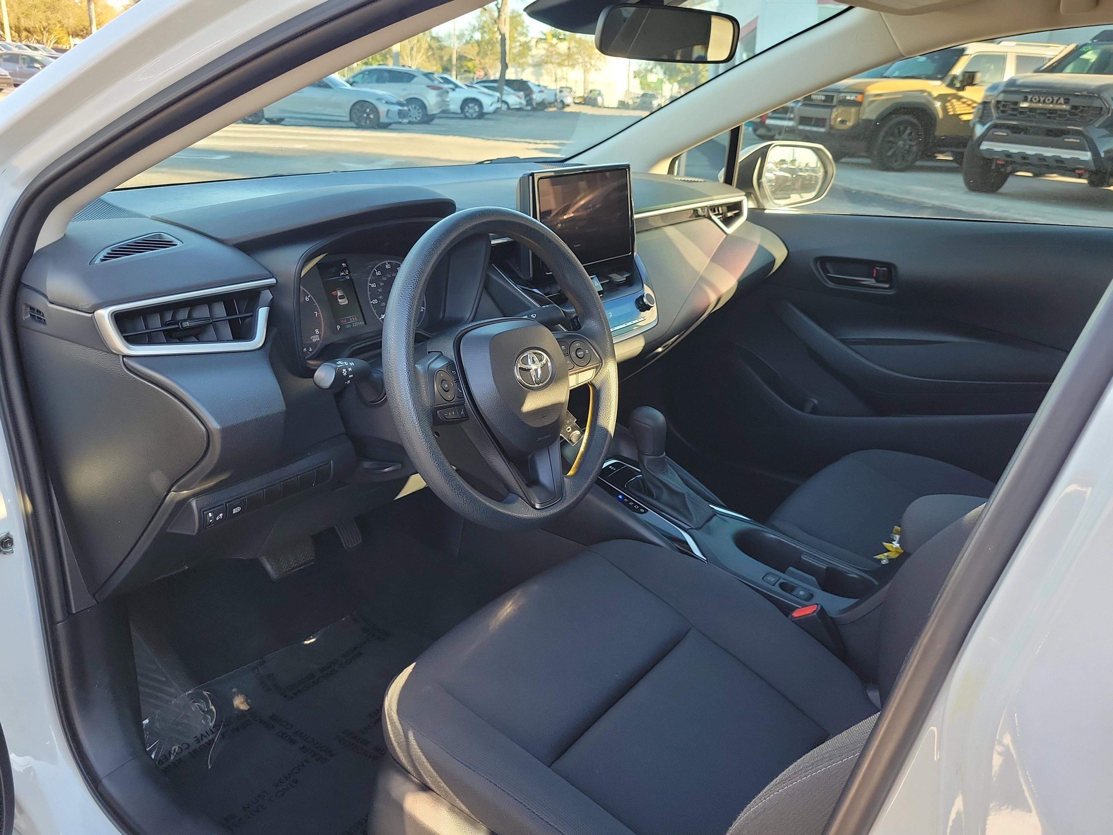 Toyota Corolla Le Fwd - Thumbnail 13