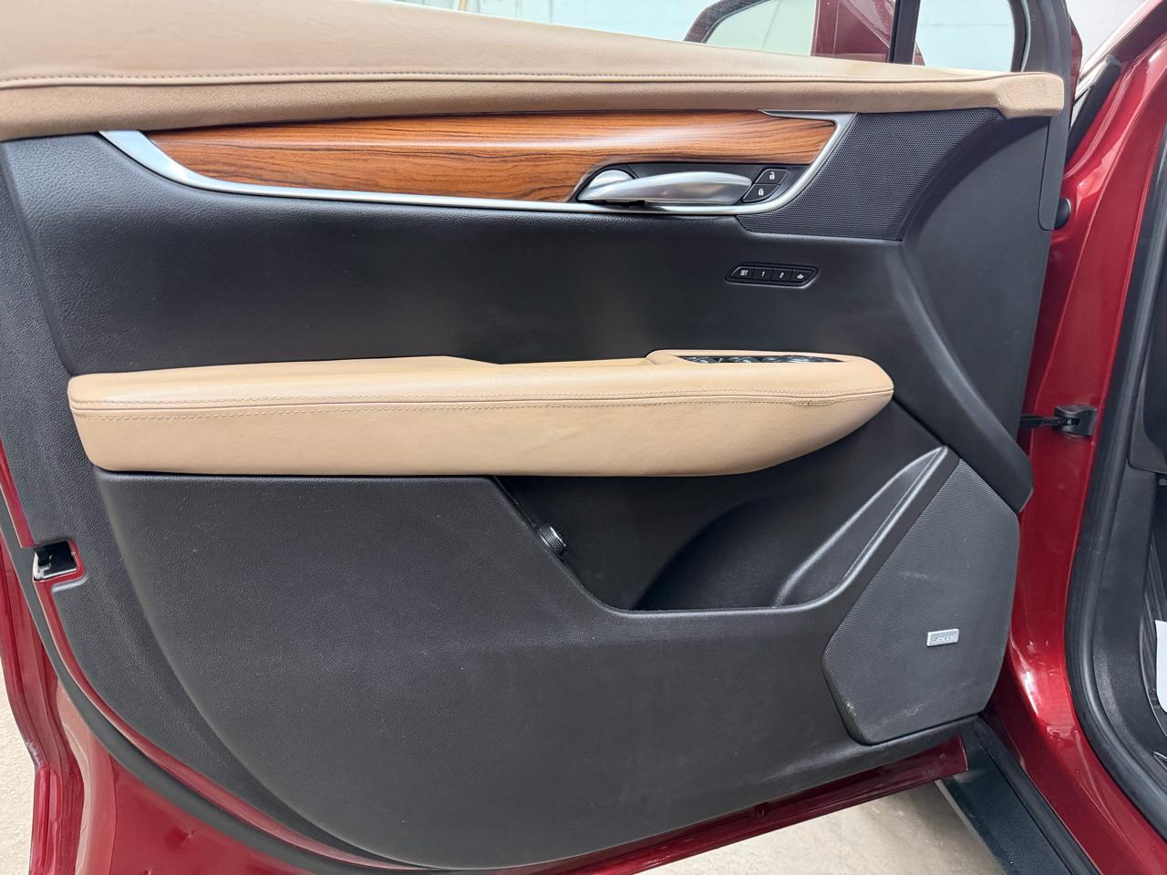 Cadillac Xt5Platinum Awd - Thumbnail 13