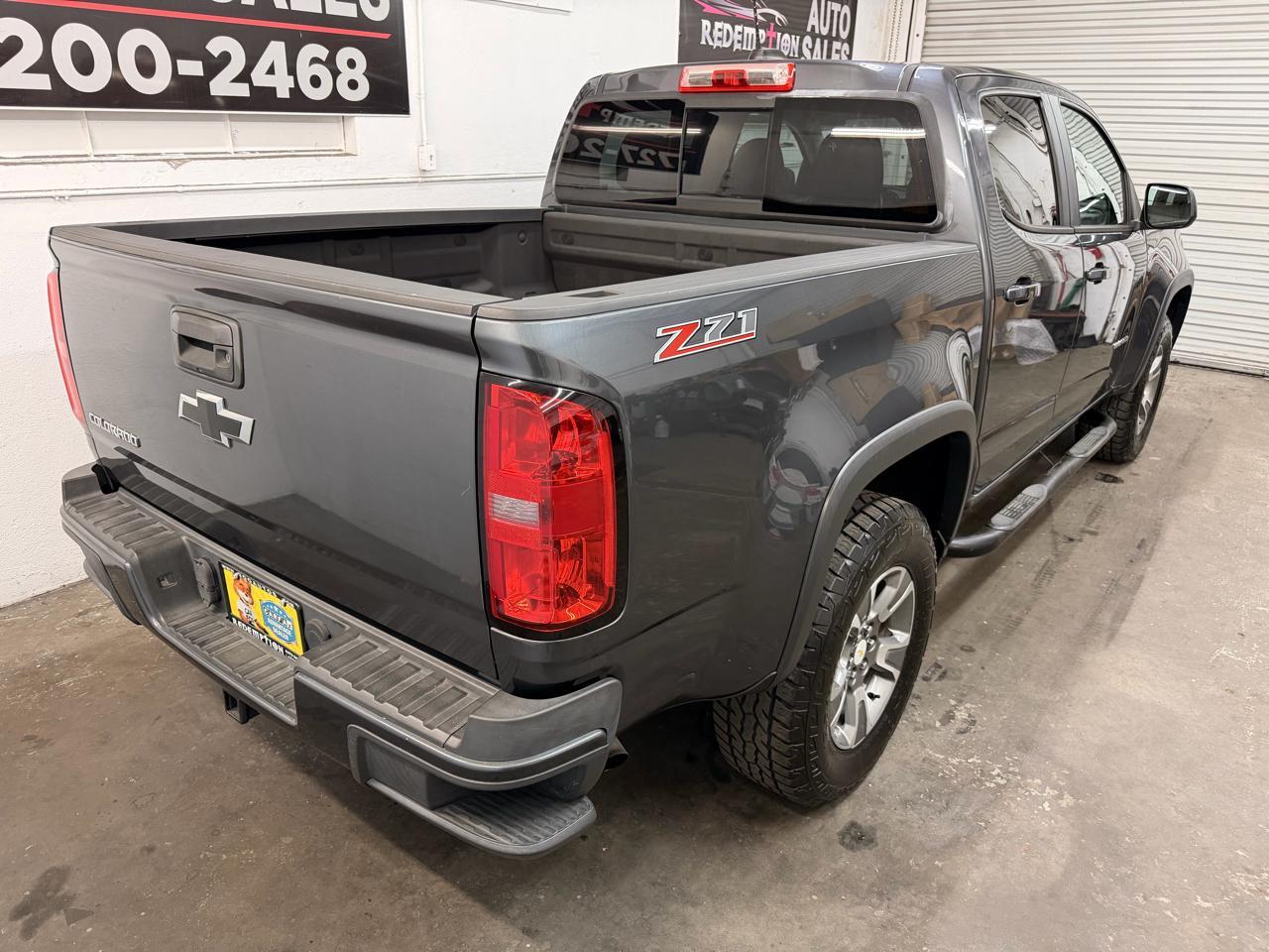 Chevrolet Coloradoz71 Crew Cab 2Wd Short Box - Thumbnail 4