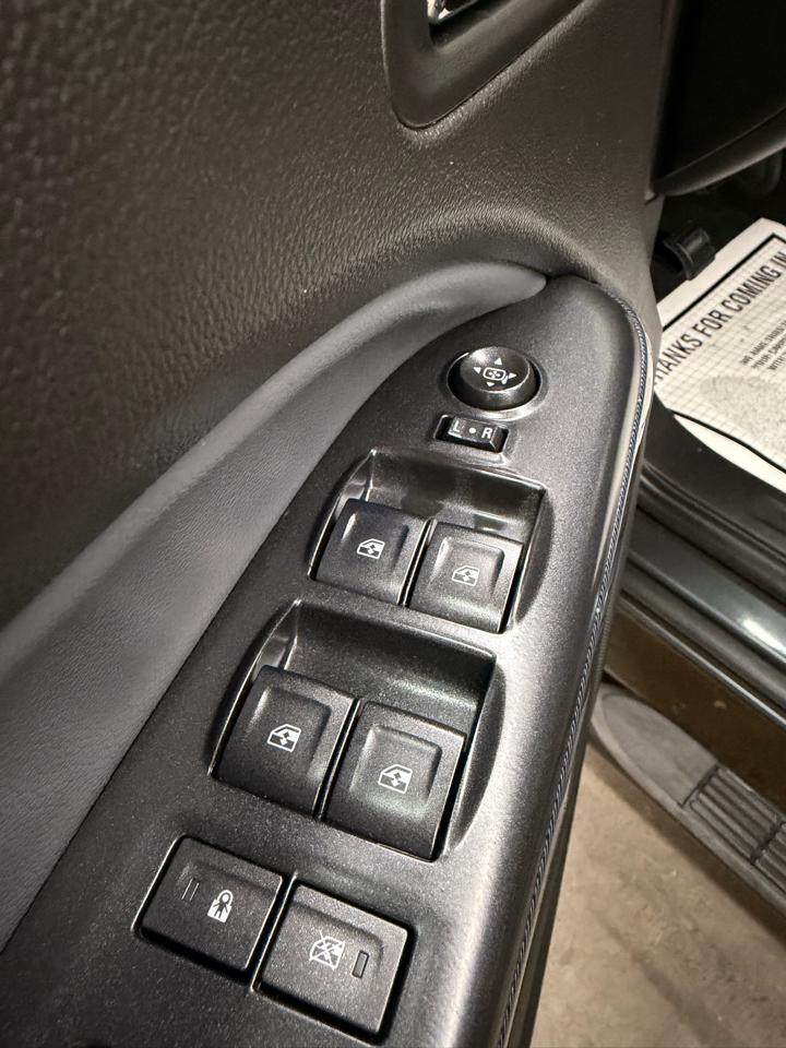 Chevrolet Coloradoz71 Crew Cab 2Wd Short Box - Thumbnail 14