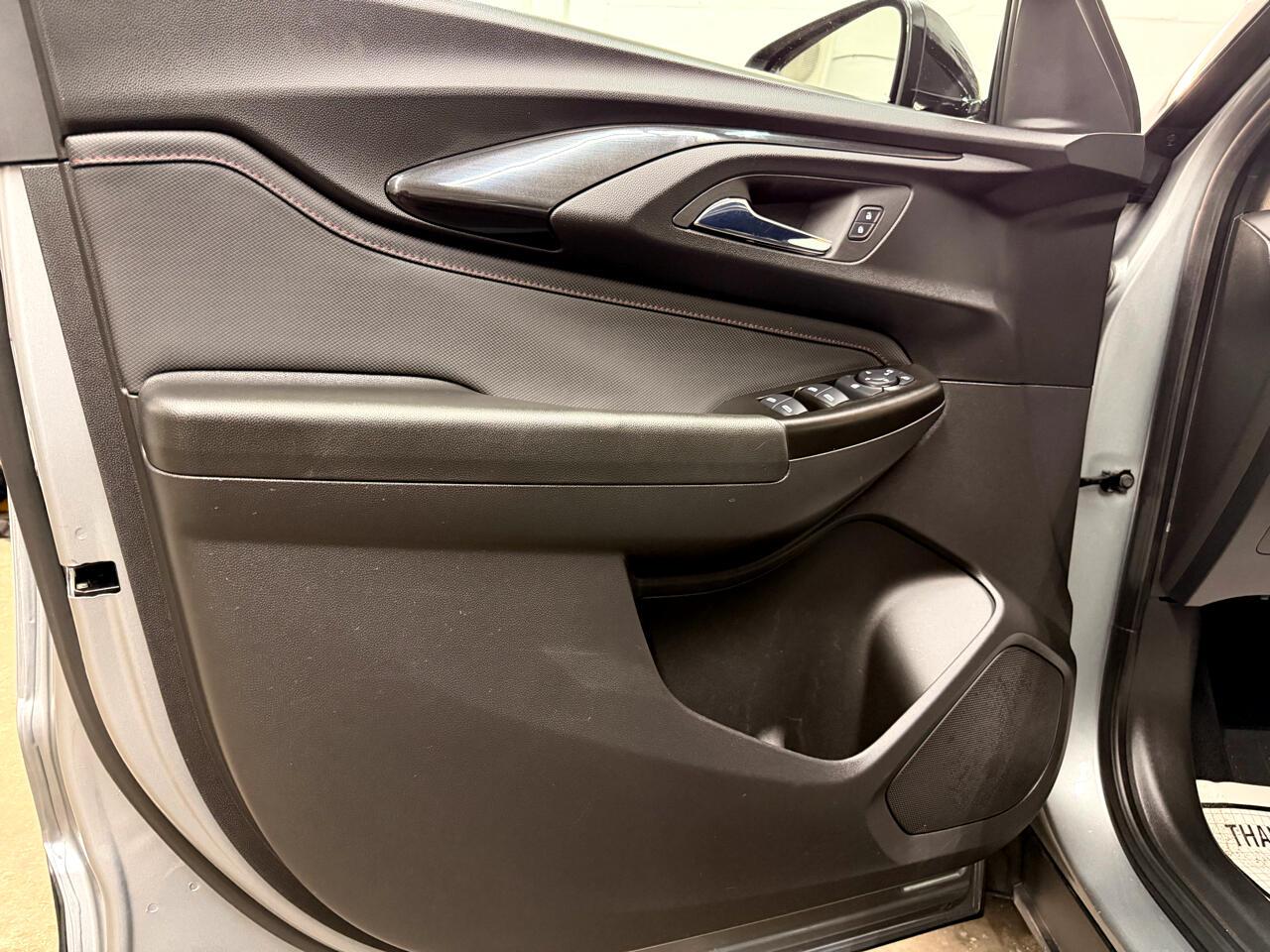 Chevrolet Trailblazerrs - Thumbnail 13