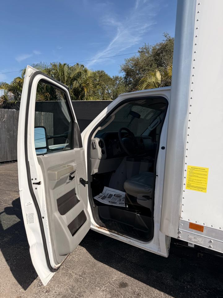 Ford Econolinee-350 Super Duty - Thumbnail 12