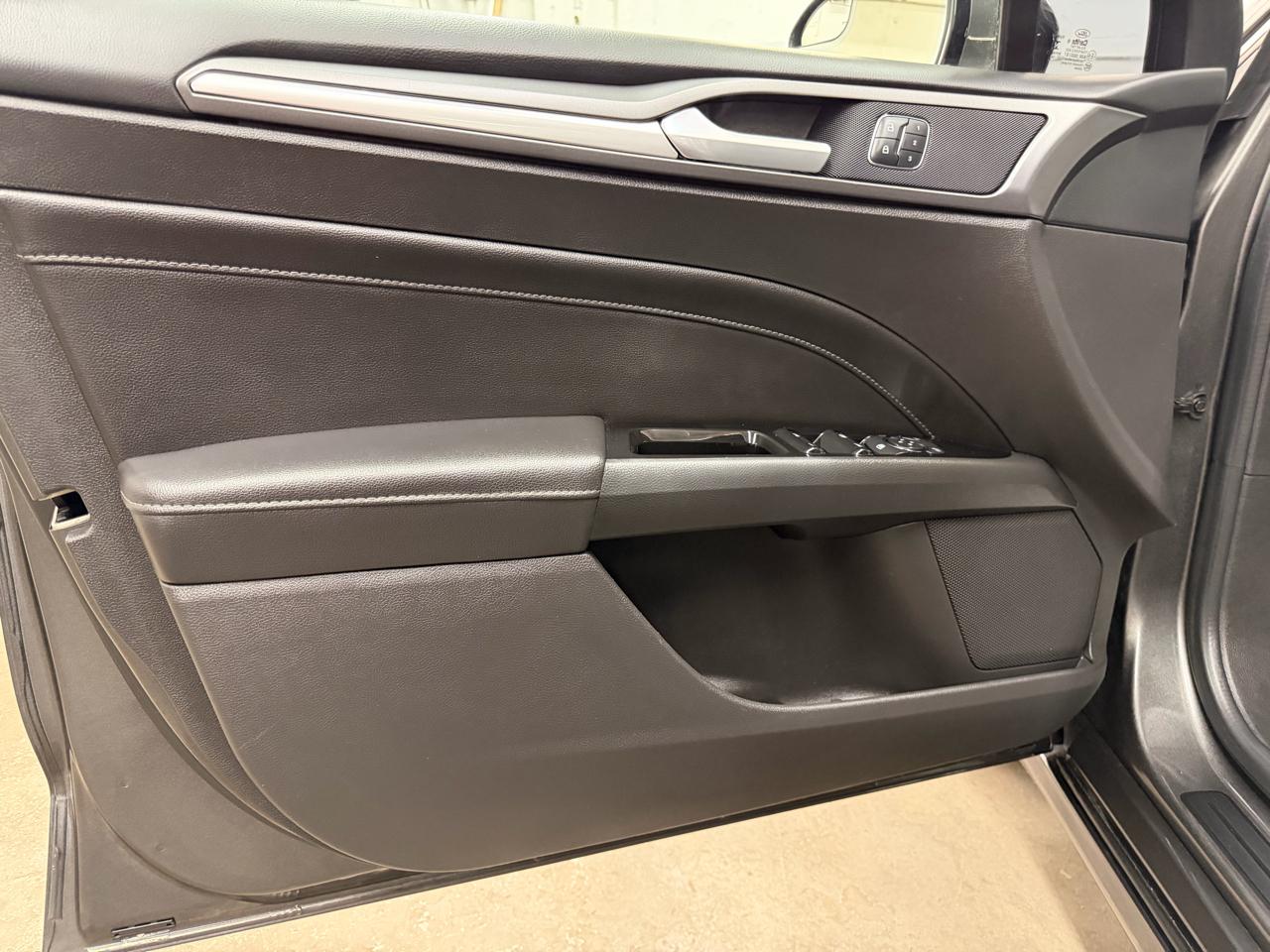 Ford Fusion Energititanium - Thumbnail 14