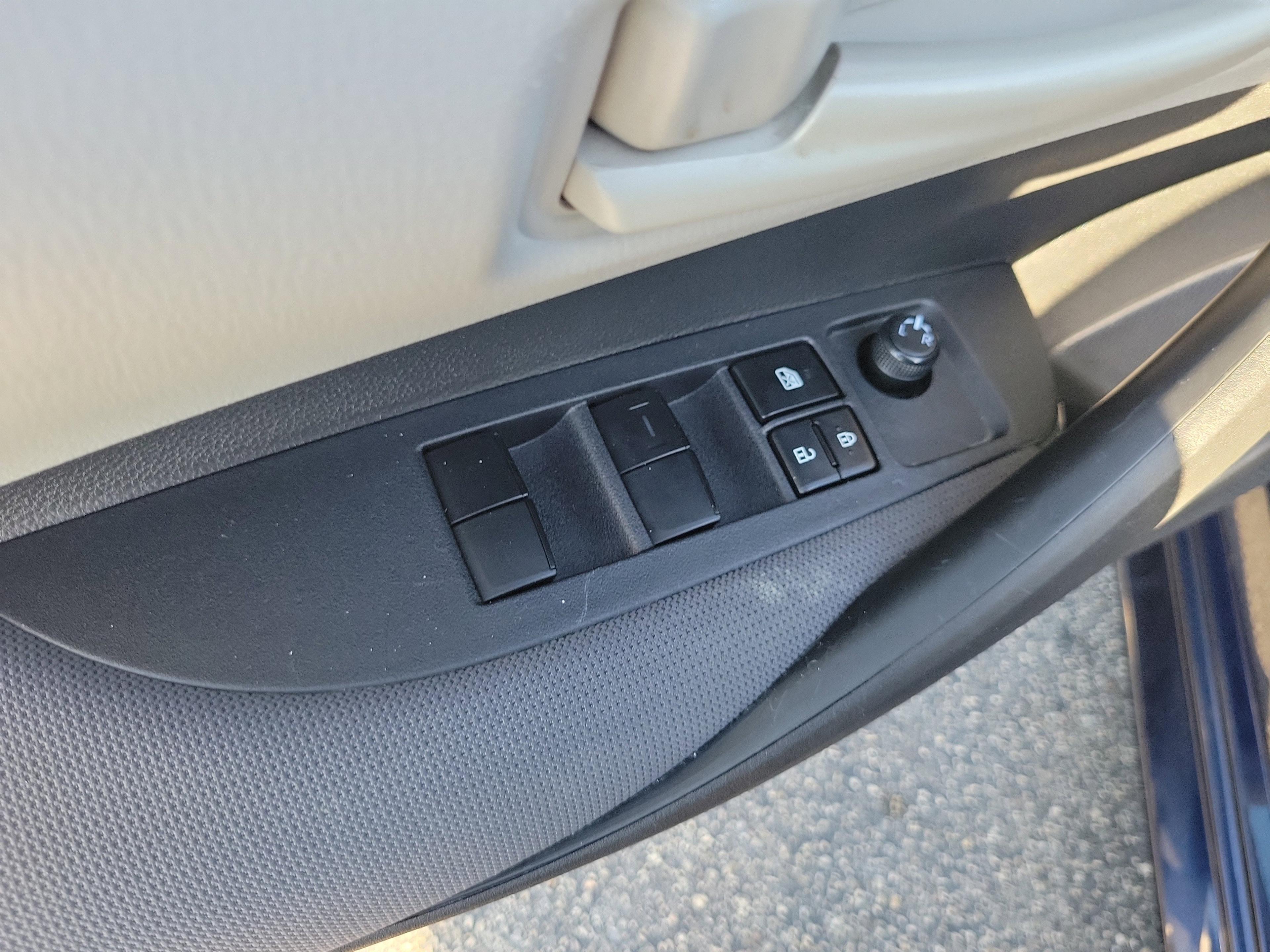 Toyota Corolla Le Fwd - Thumbnail 14