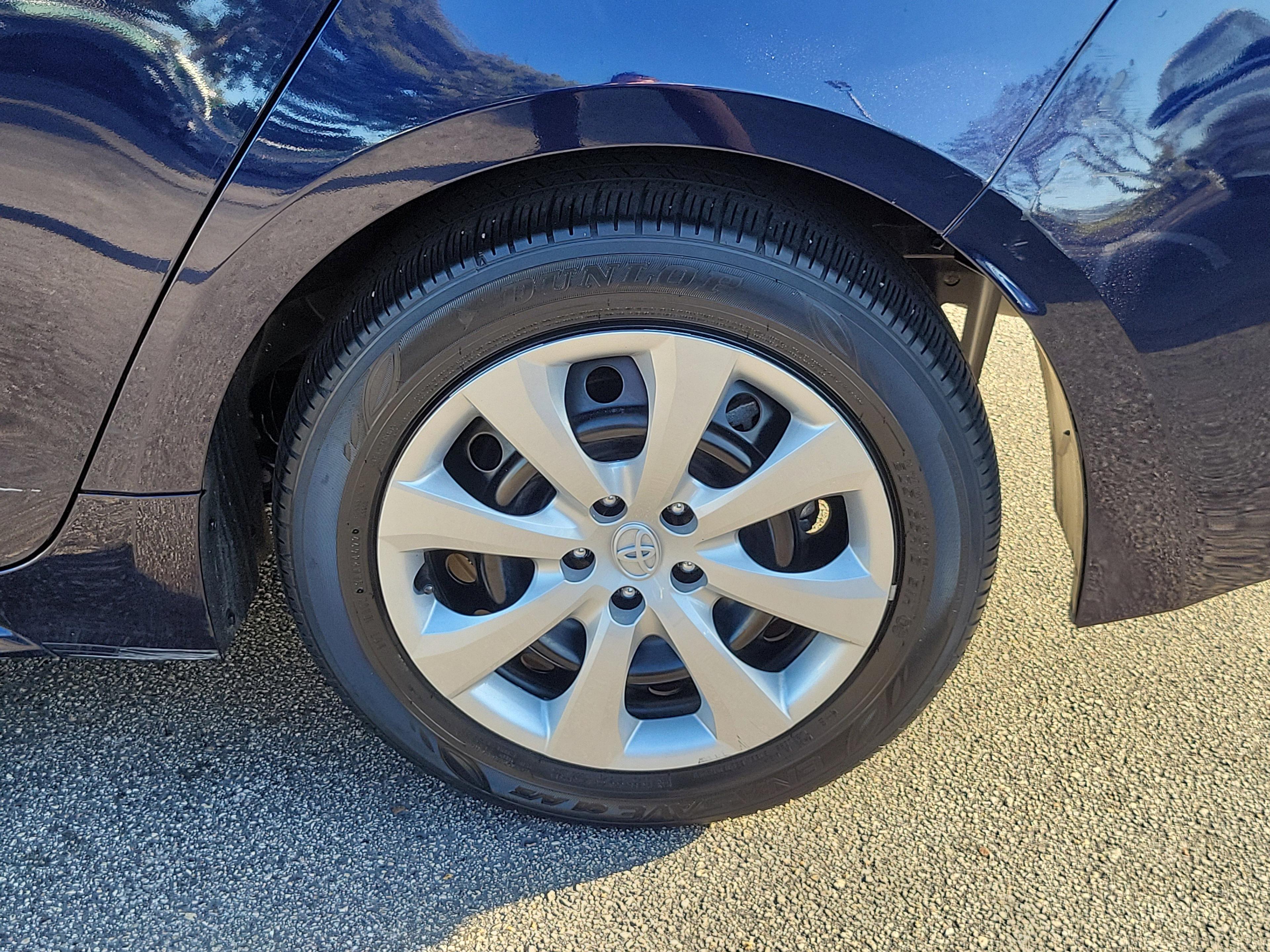 Toyota Corolla Le Fwd - Thumbnail 8