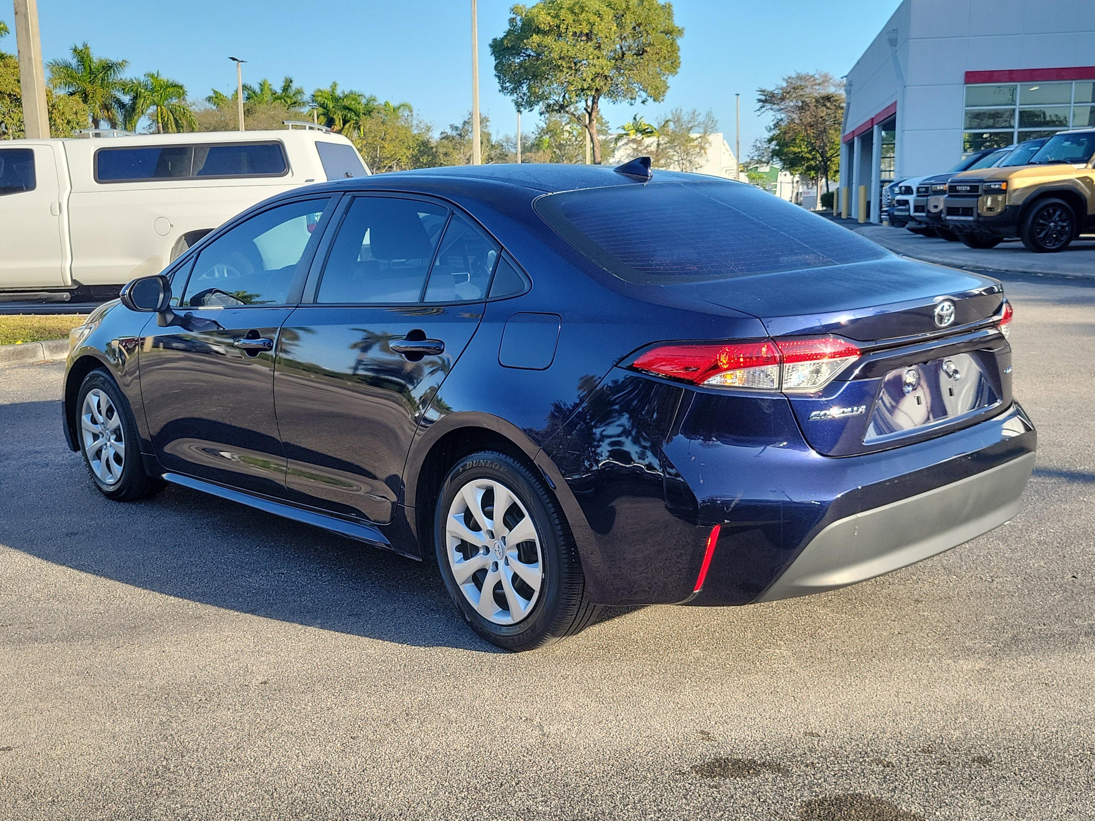 Toyota Corolla Le Fwd - Thumbnail 7