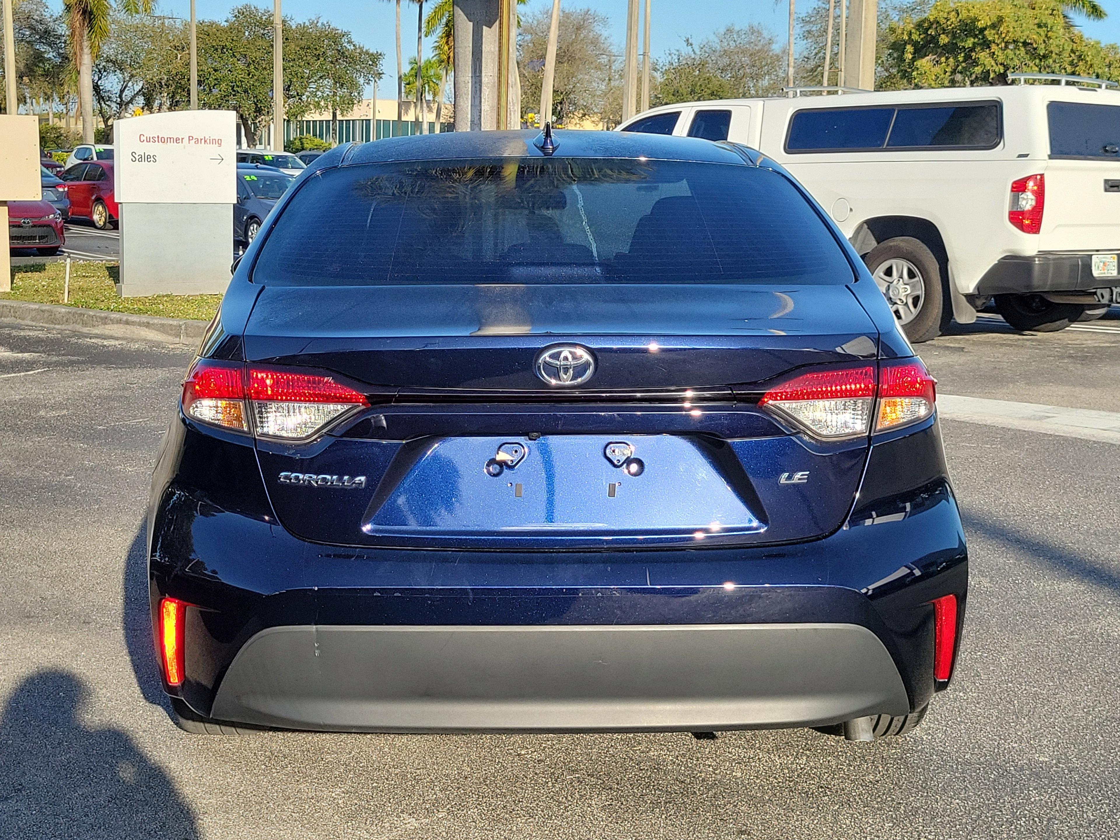 Toyota Corolla Le Fwd - Thumbnail 6