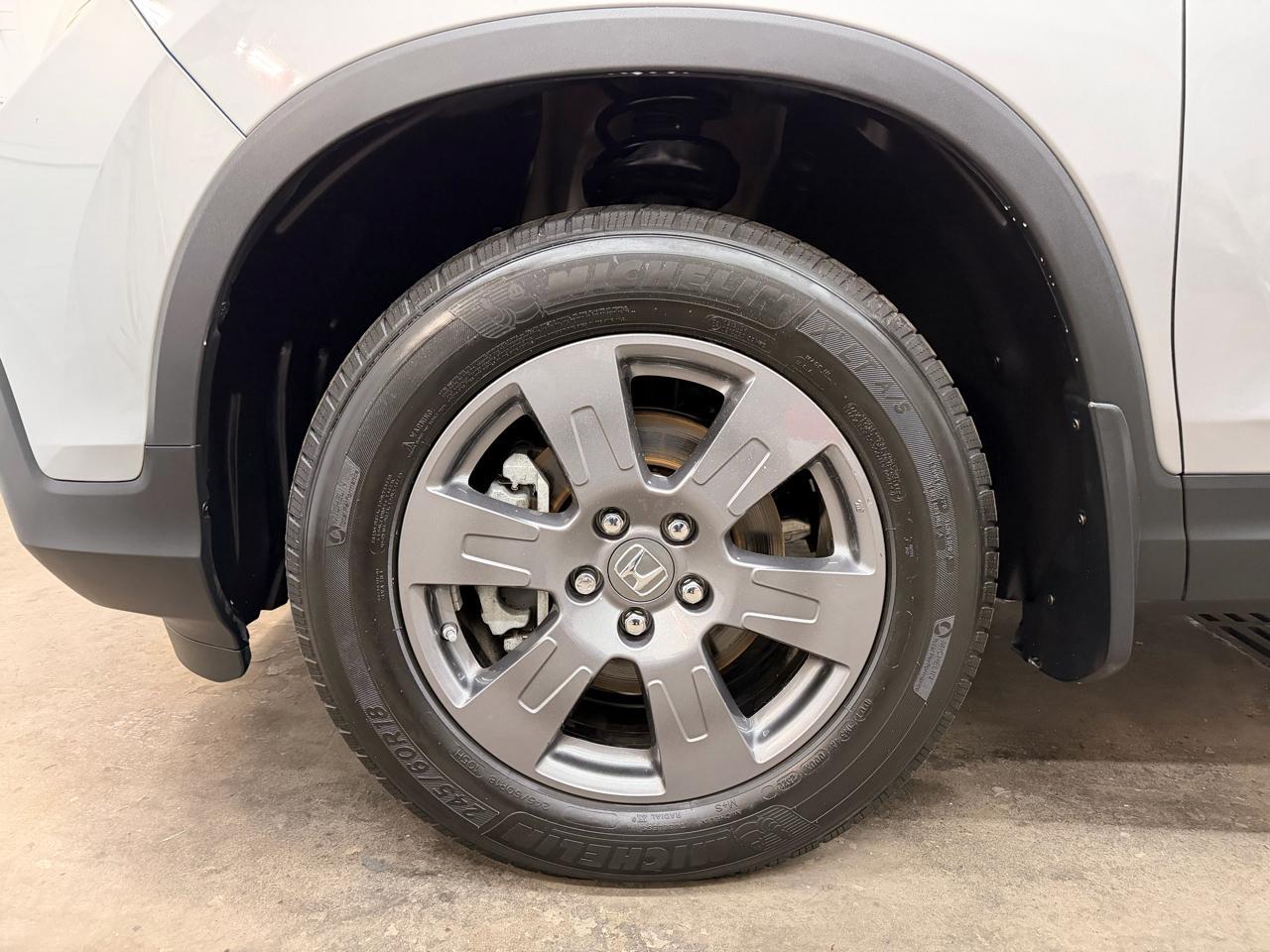 Honda Ridgelinertl-E Awd - Thumbnail 8