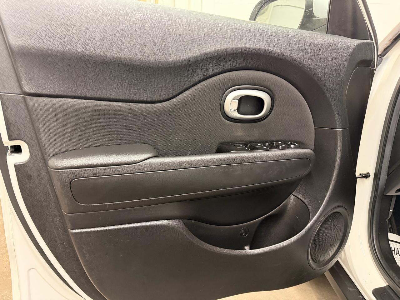 Kia Soulbase - Thumbnail 13