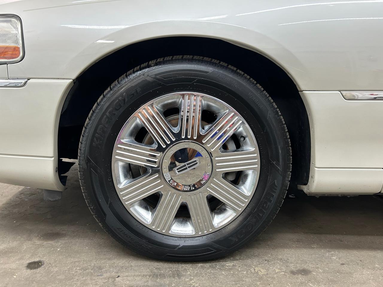 Lincoln Town Carultimate - Thumbnail 8