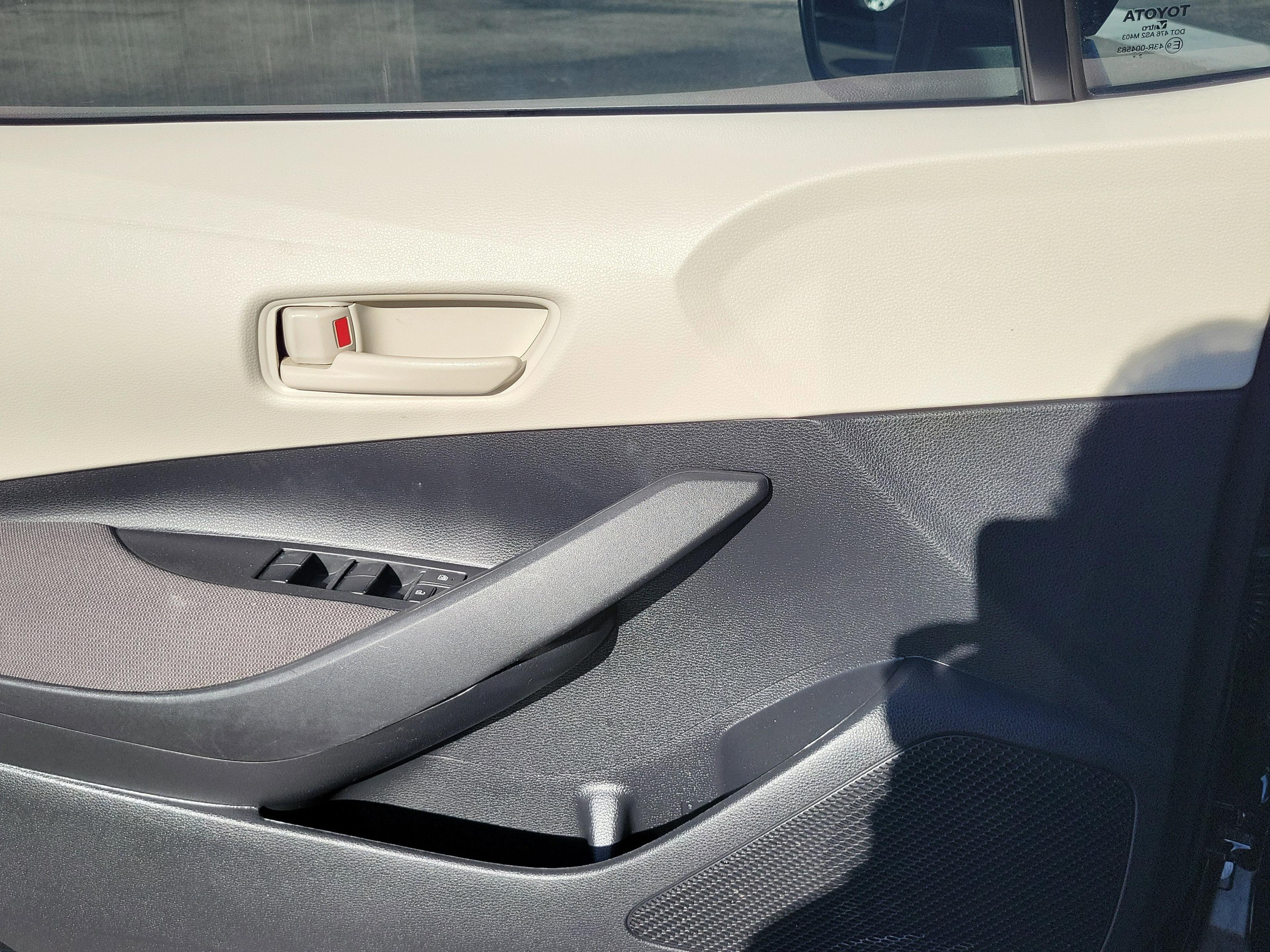 Toyota Corolla Le Fwd - Thumbnail 13