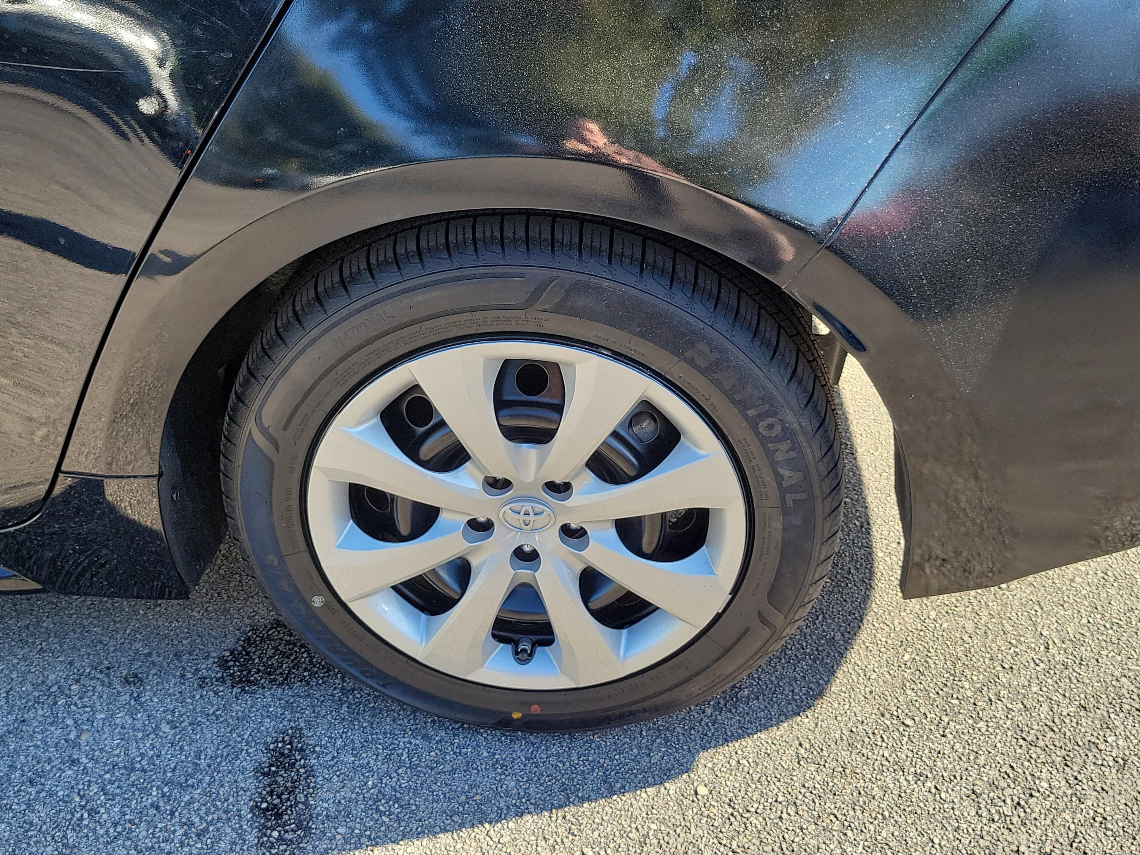 Toyota Corolla Le Fwd - Thumbnail 8