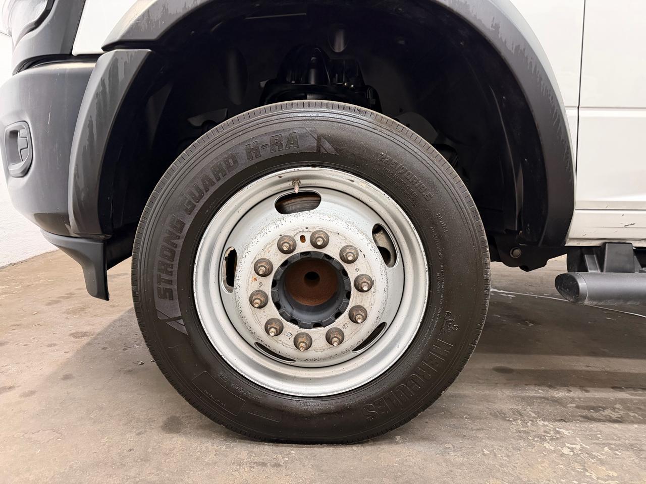 Ram 5500Crew Cab Swb 2Wd Drw - Thumbnail 8