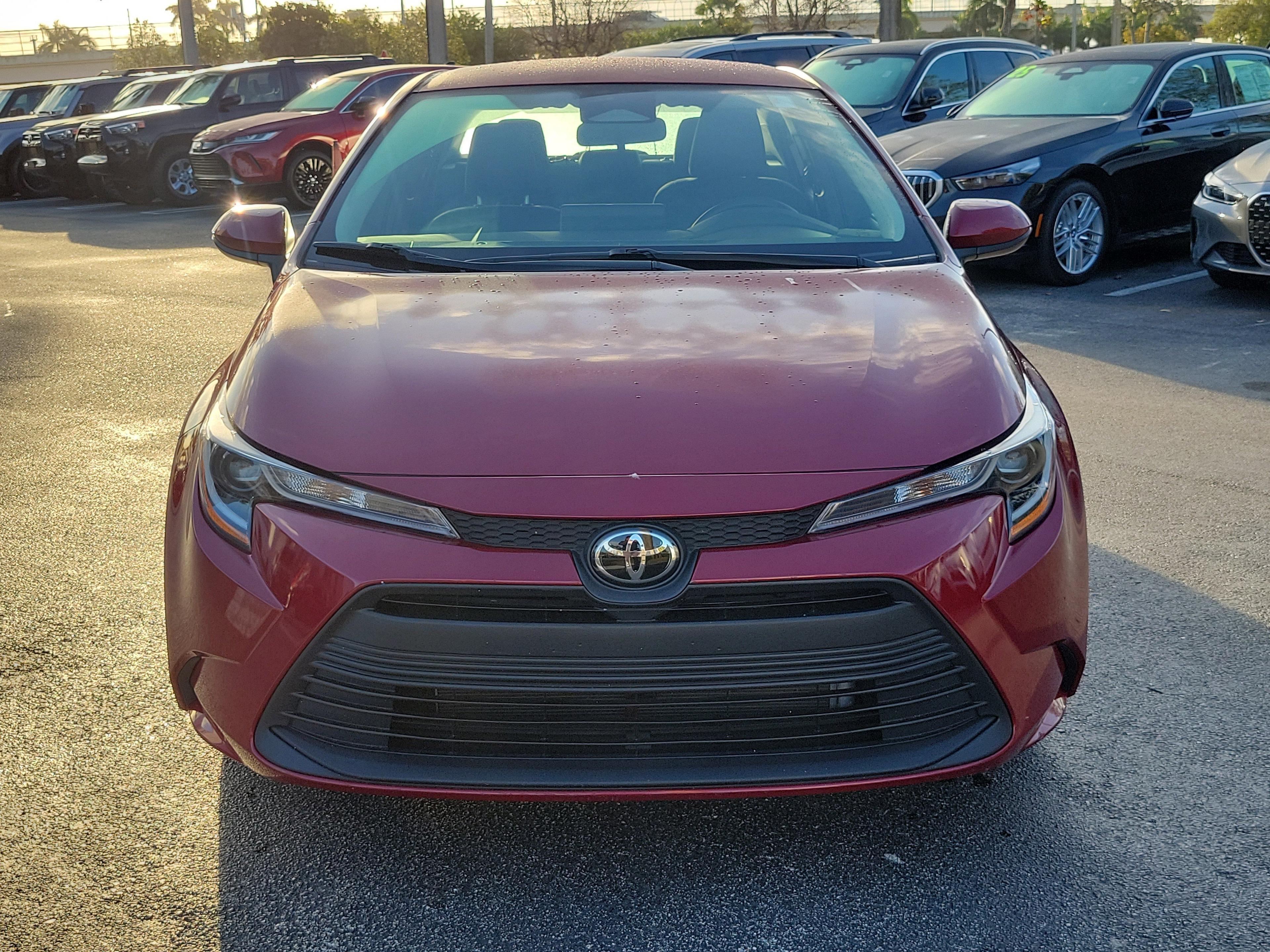 Toyota Corolla Le Fwd - Thumbnail 3