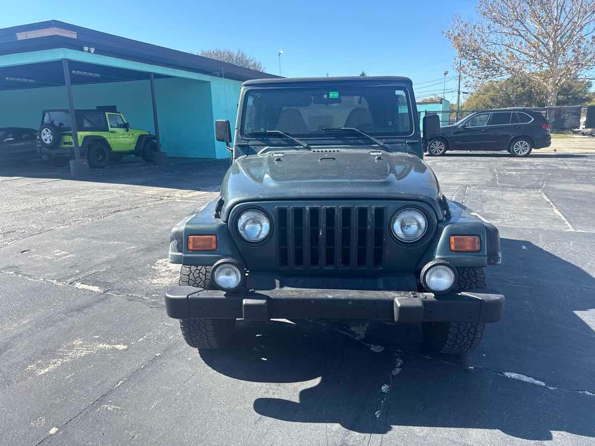 Jeep Wrangler Se - Thumbnail 3