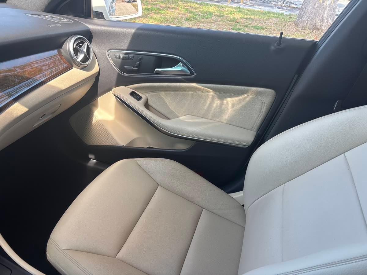 Mercedes-Benz Cla 250 Coupe - Thumbnail 14