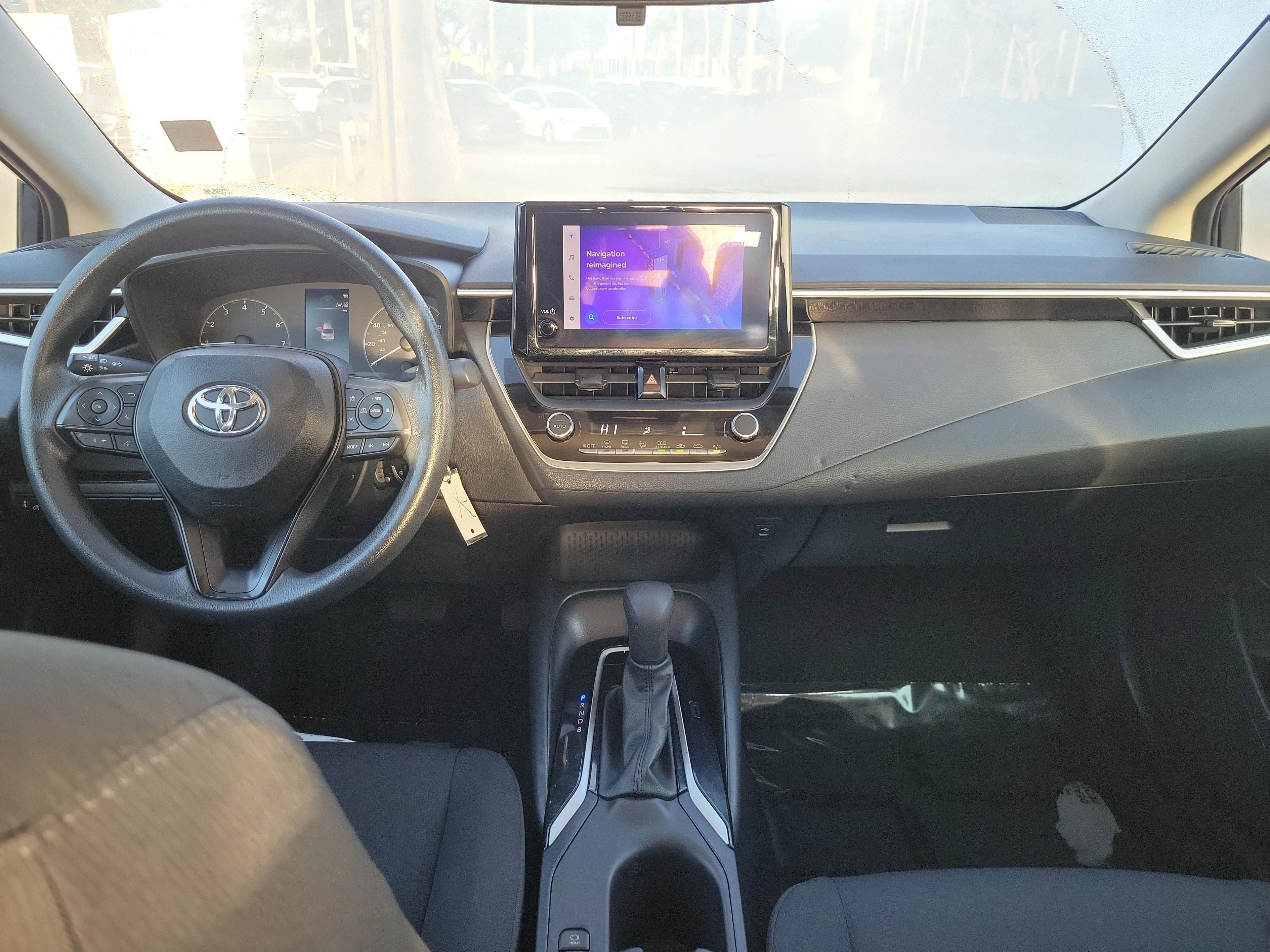 Toyota Corolla Le Fwd - Thumbnail 12