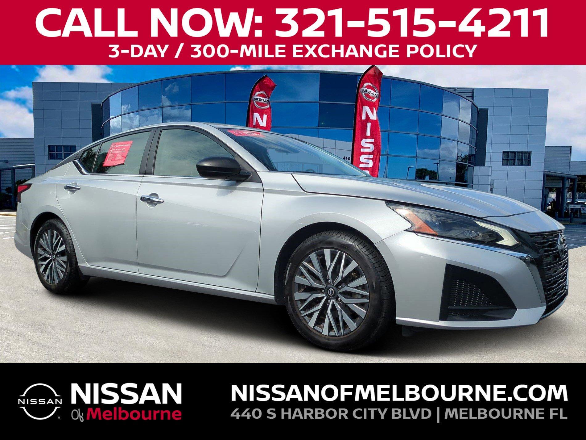 Nissan Altima - View 1