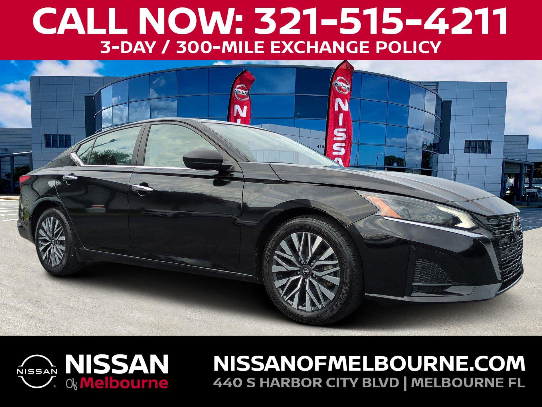 Nissan Altima - View 1