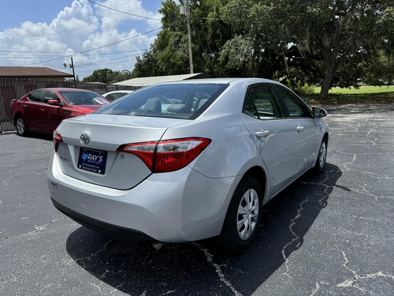 Toyota Corolla - Thumbnail 8