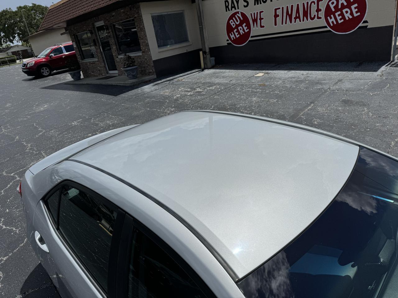 Toyota Corolla - Thumbnail 4