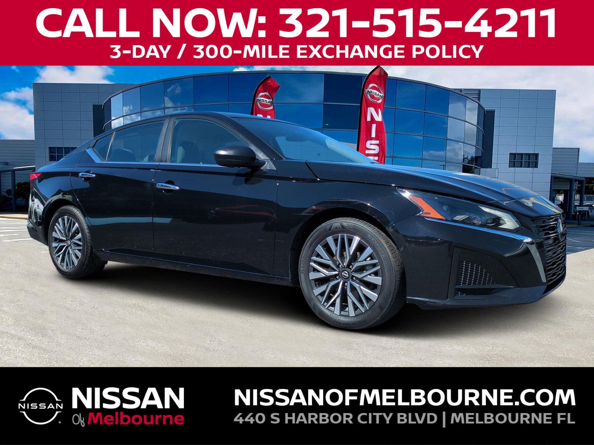 Nissan Altima - View 1