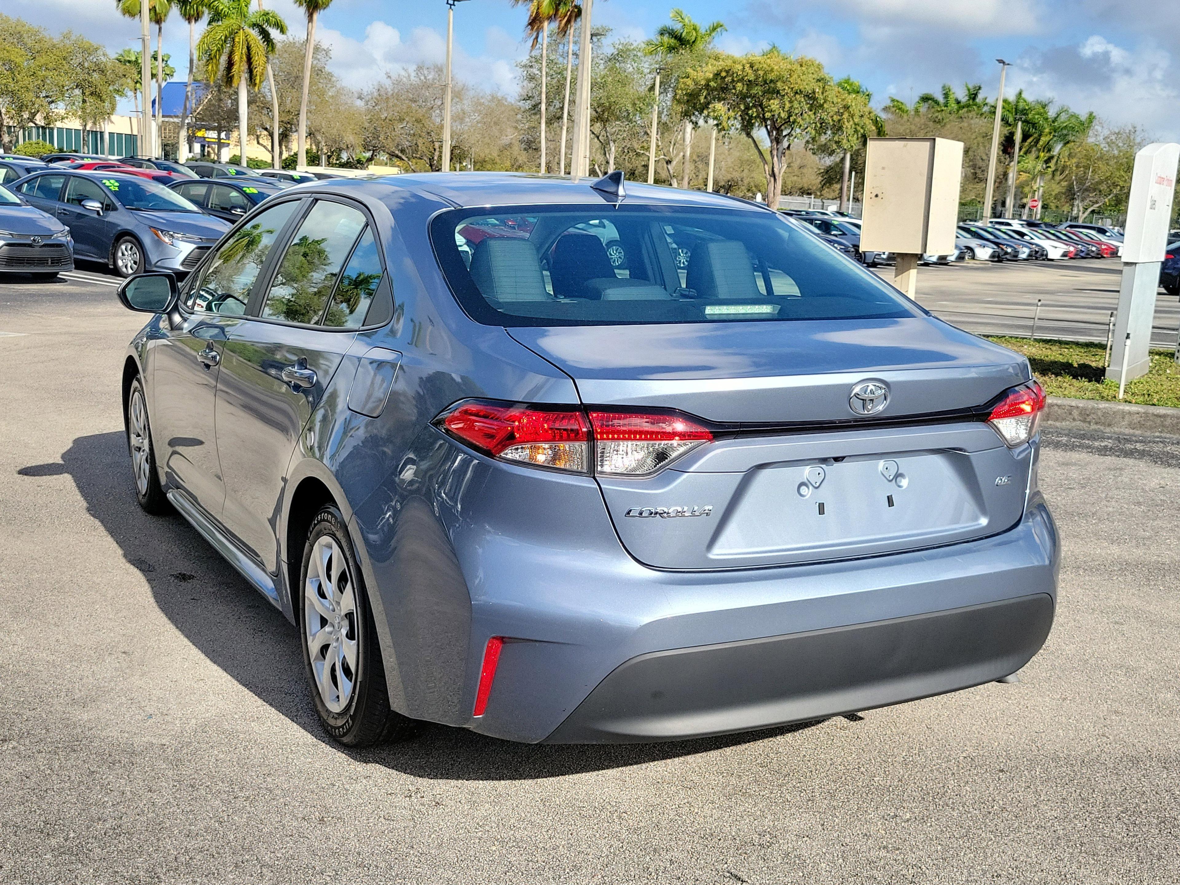 Toyota Corolla Le Fwd - Thumbnail 8