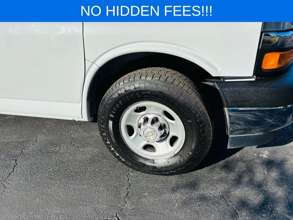 Chevrolet Express Cargo Van - Thumbnail 3