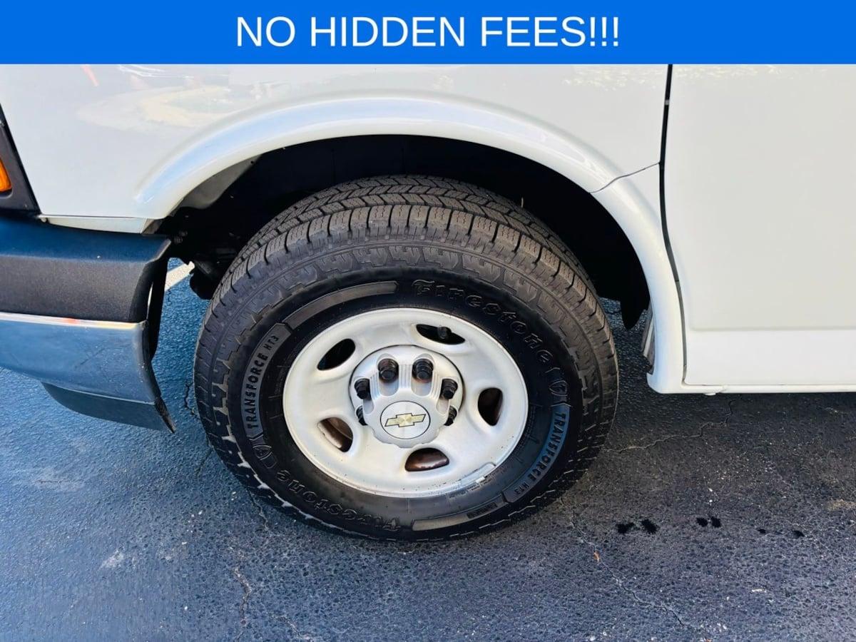 Chevrolet Express Cargo Van - Thumbnail 7