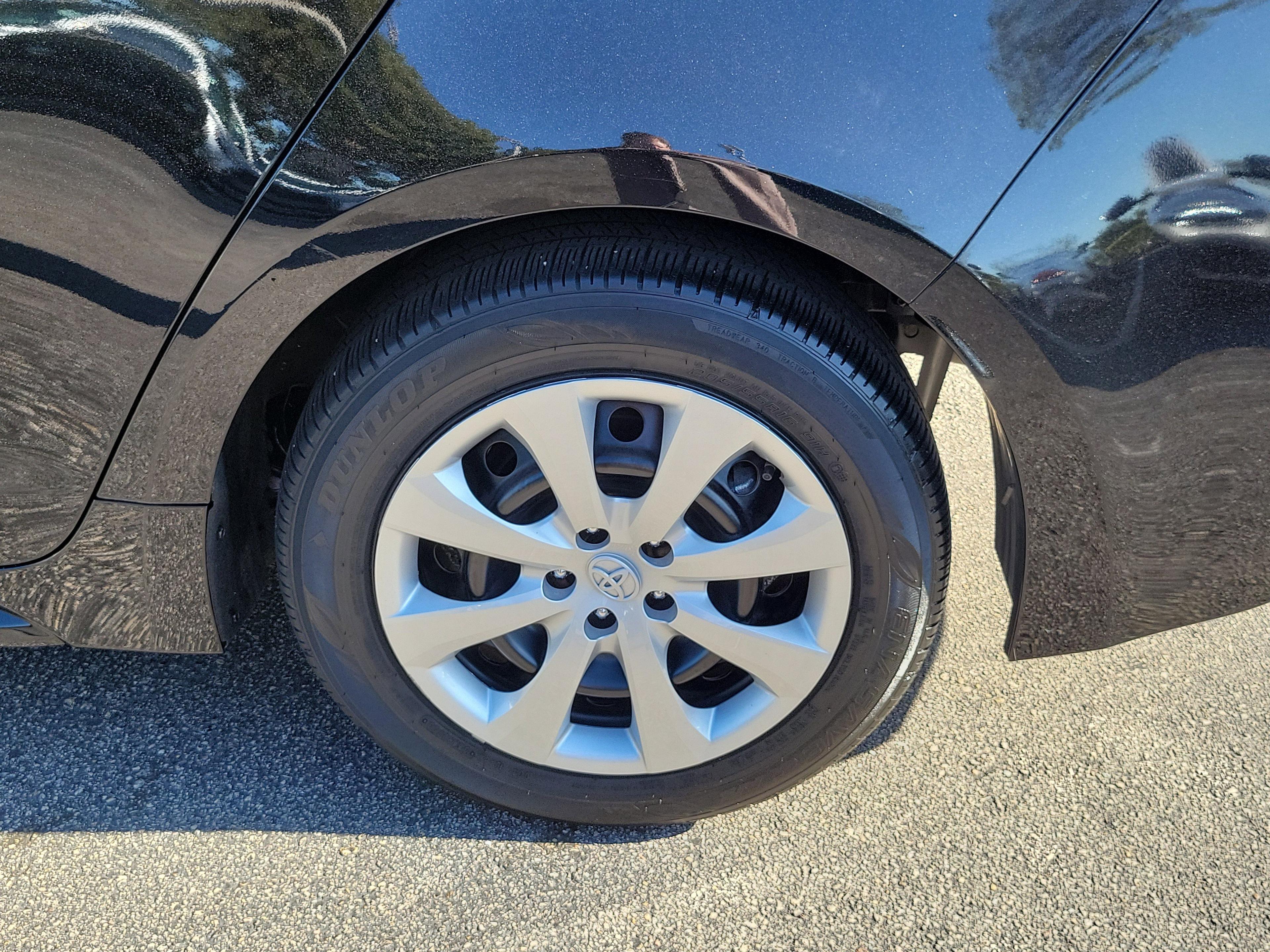 Toyota Corolla Le Fwd - Thumbnail 9