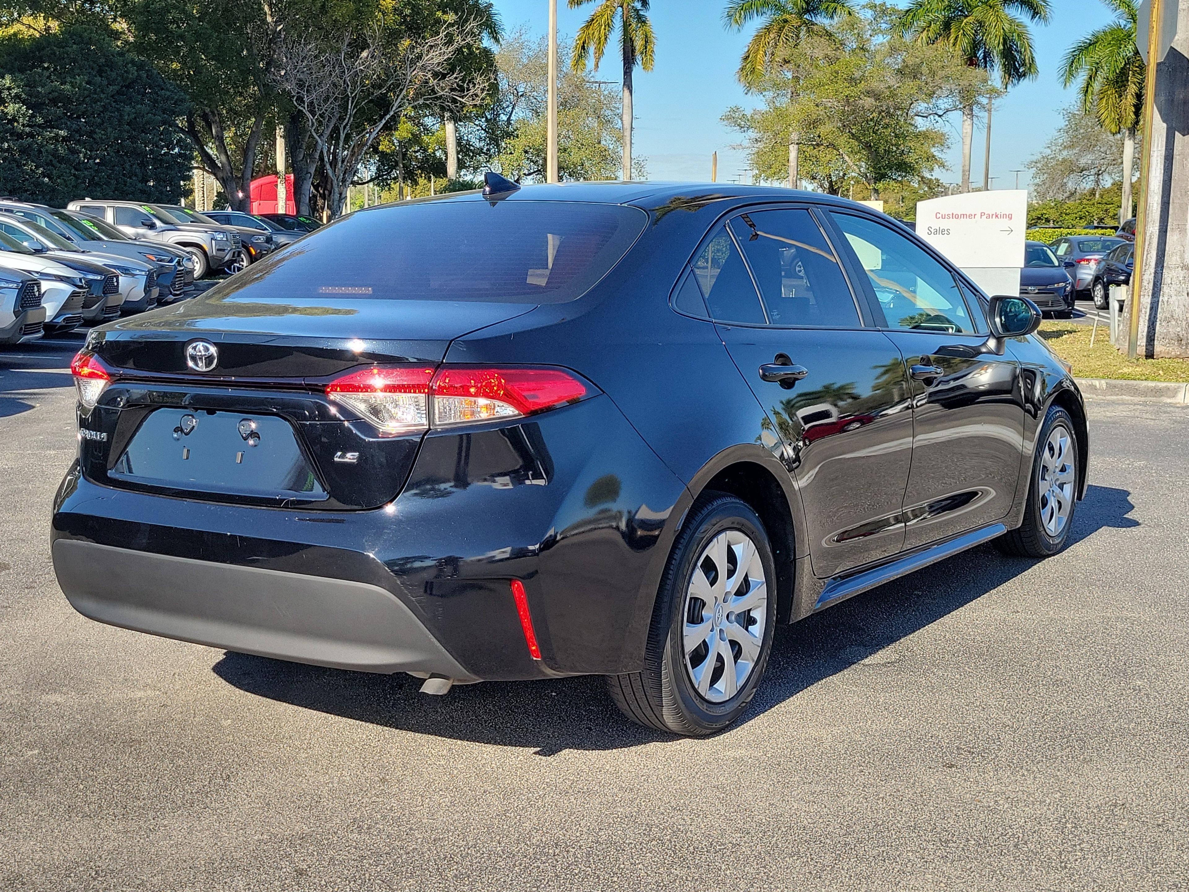 Toyota Corolla Le Fwd - Thumbnail 6