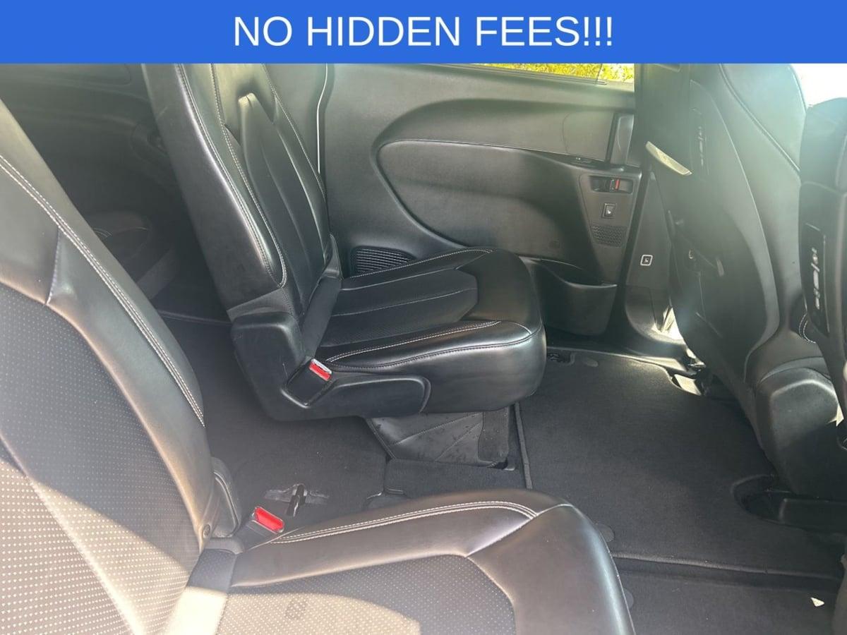 Chrysler Pacifica Touring L - Thumbnail 17