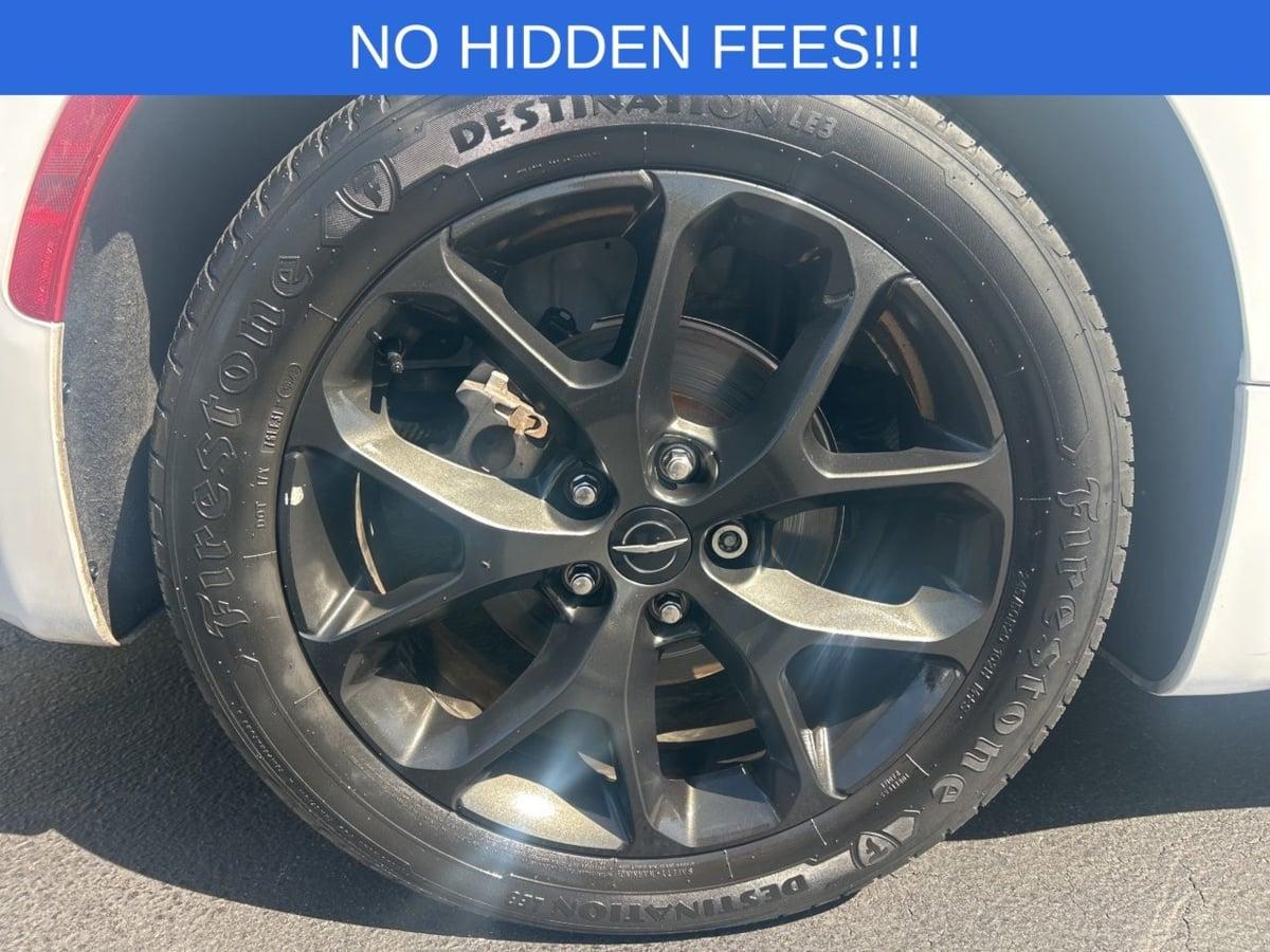 Chrysler Pacifica Touring L - Thumbnail 10