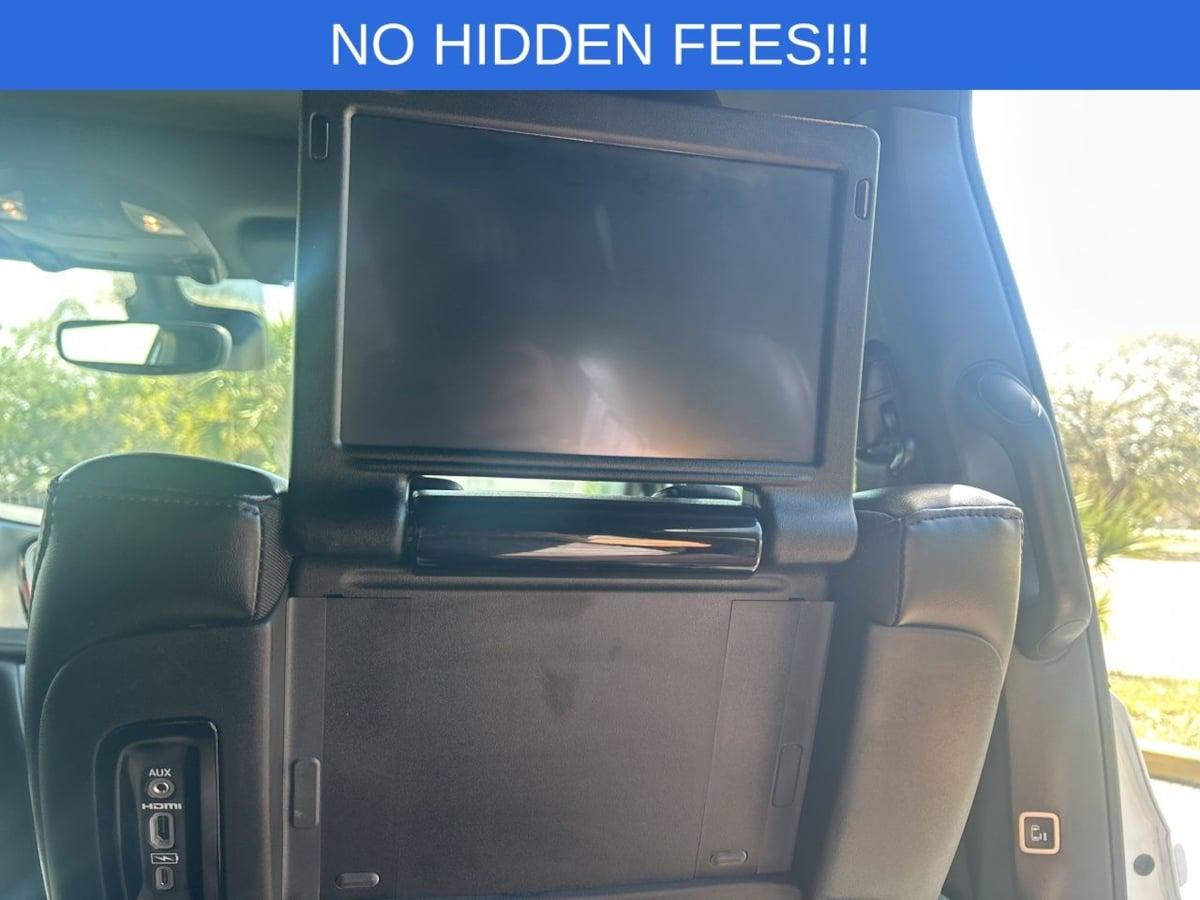 Chrysler Pacifica Touring L - Thumbnail 18