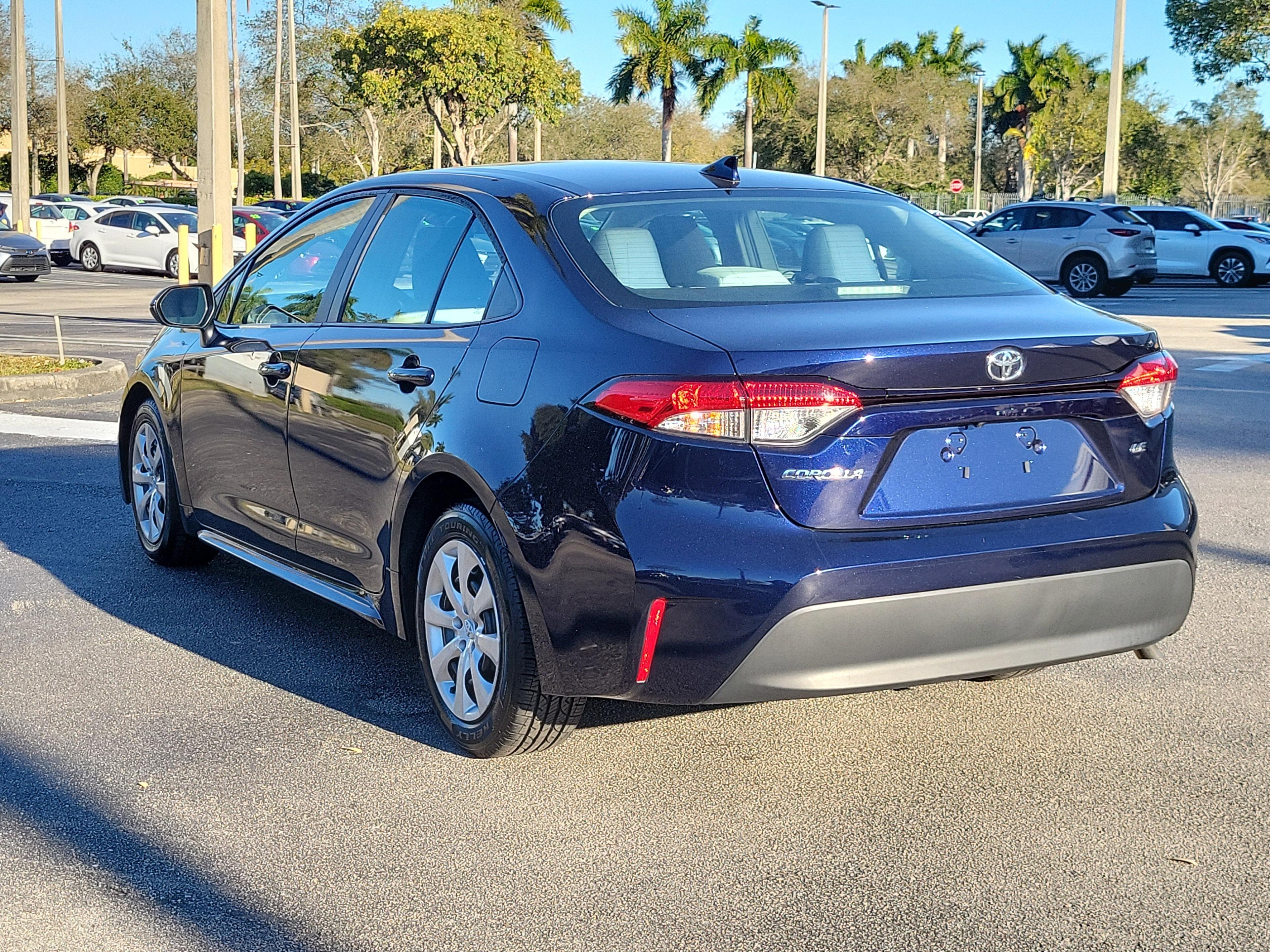 Toyota Corolla Le Fwd - Thumbnail 8