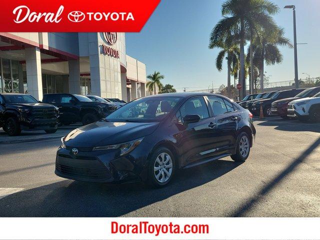 Toyota Corolla Le Fwd - View 1