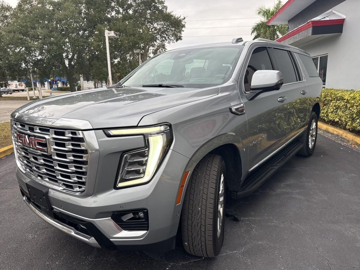 Gmc Yukon Xl Denali - Thumbnail 4