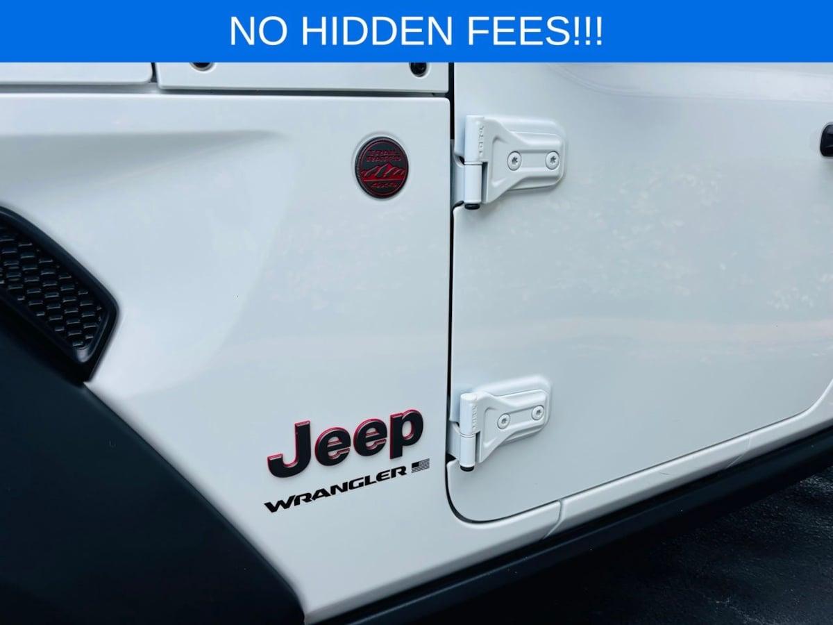 Jeep Wrangler Rubicon - Thumbnail 5