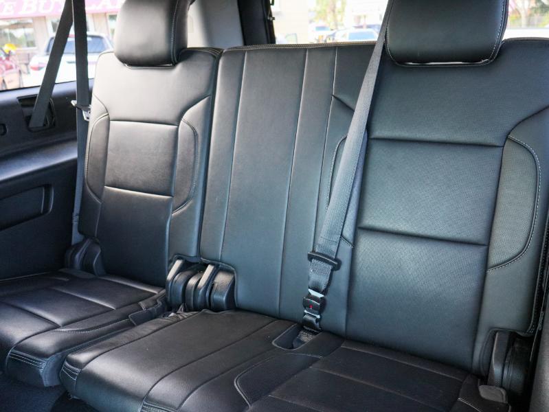 Gmc Yukon Xl2Wd 4Dr Denali - Thumbnail 11