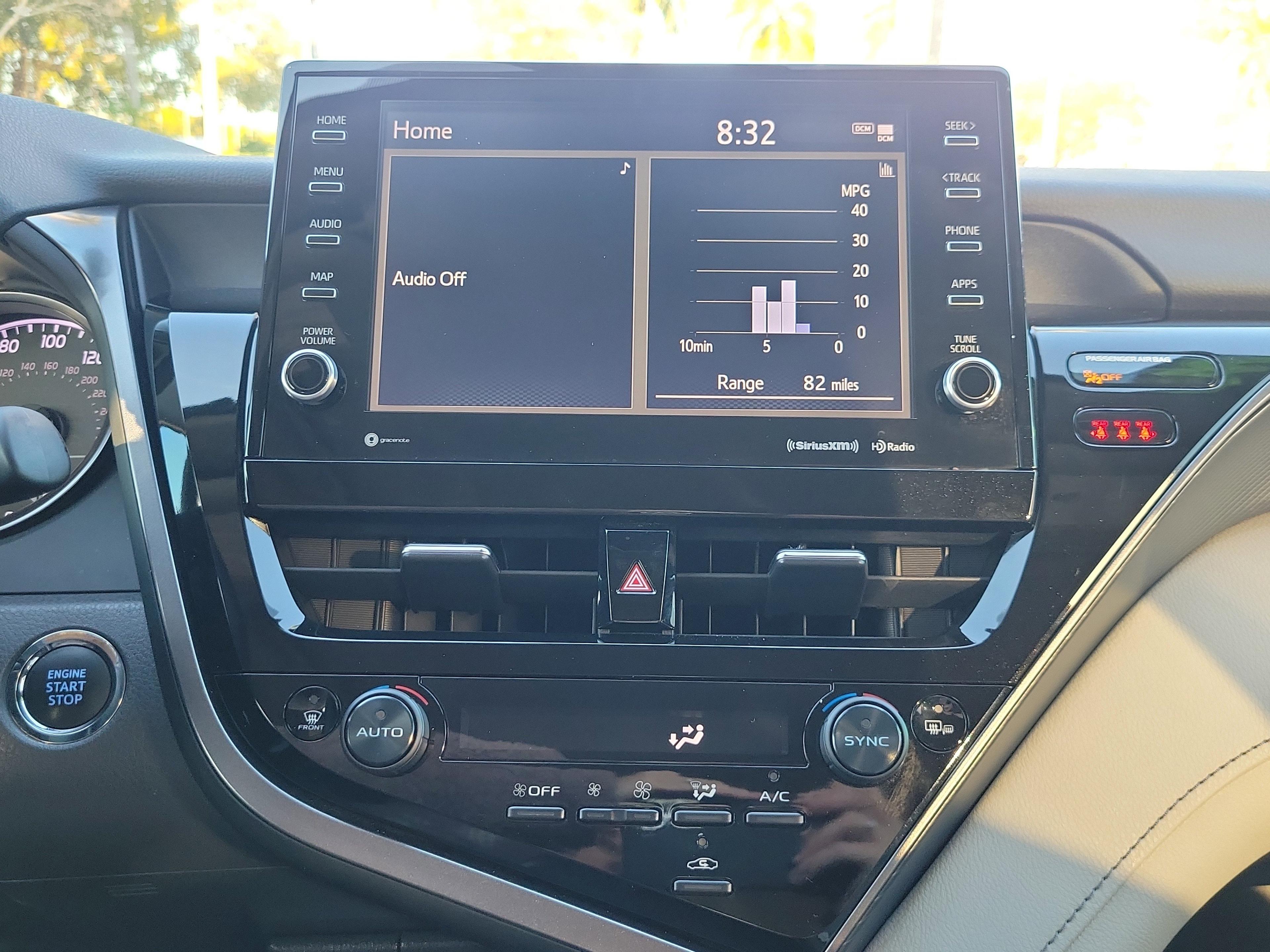 Toyota Camry Se Fwd - Thumbnail 20