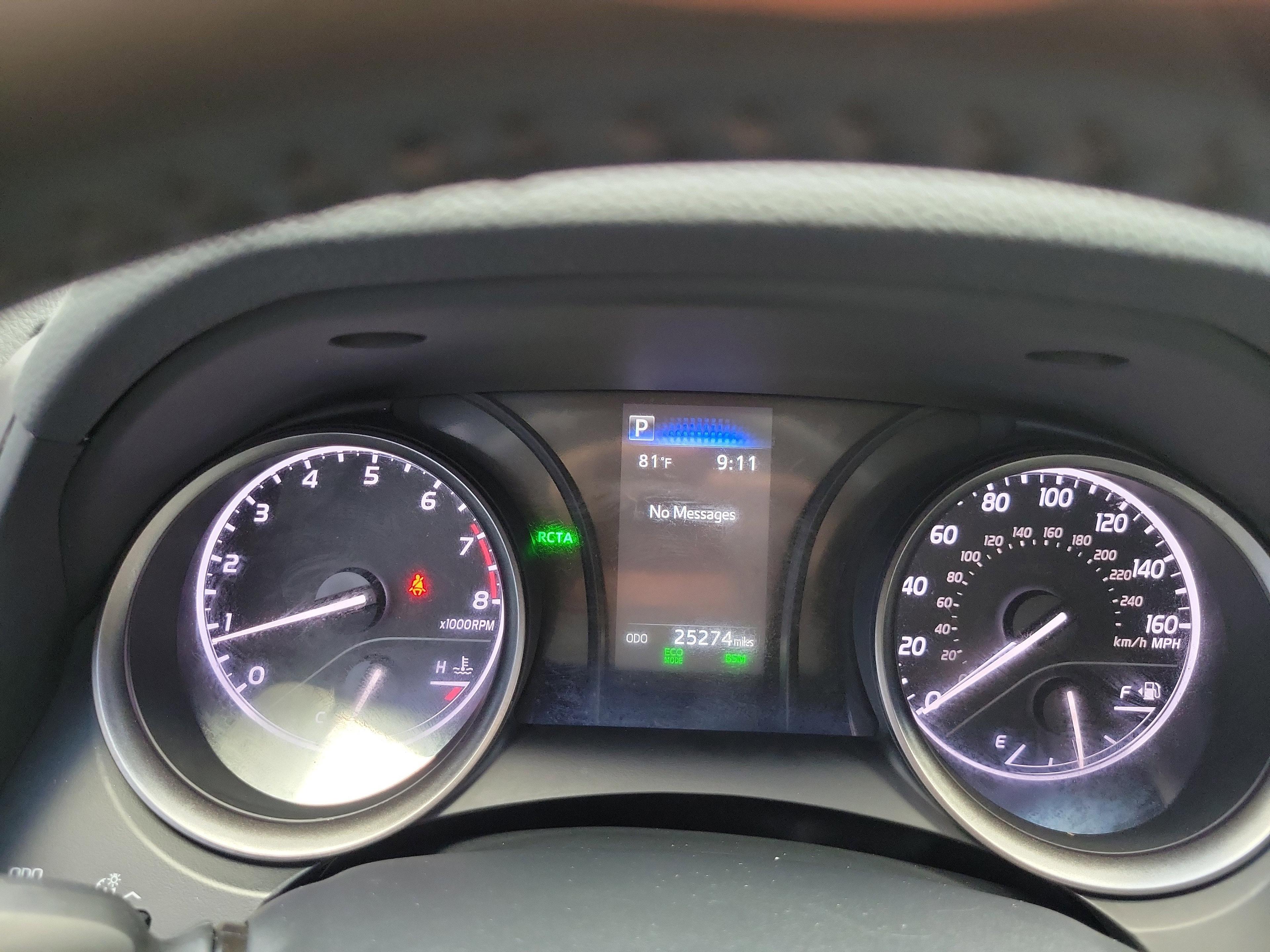 Toyota Camry Se Fwd - Thumbnail 18