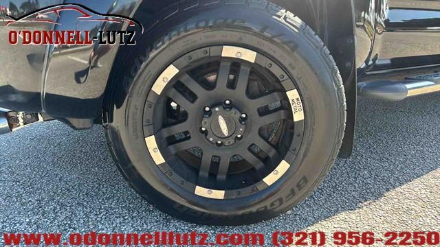 Toyota Tacoma Prerunner Sr5 Double Cab Auto 2Wd W/ Sr5 Extra Value Package | Stock No: Fe103 - Thumbnail 3