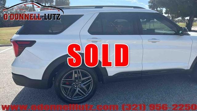 Ford Explorer St Awd W/ Sun & Sound Package | Stock No: Fe106 - Thumbnail 9