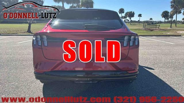 Ford Mustang Mach-E Premium W/ 91Kwh Usable Ext Battery** - Thumbnail 10