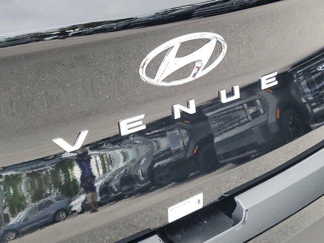 Hyundai Venue Sel Fwd 4D Sport Utility - Thumbnail 6